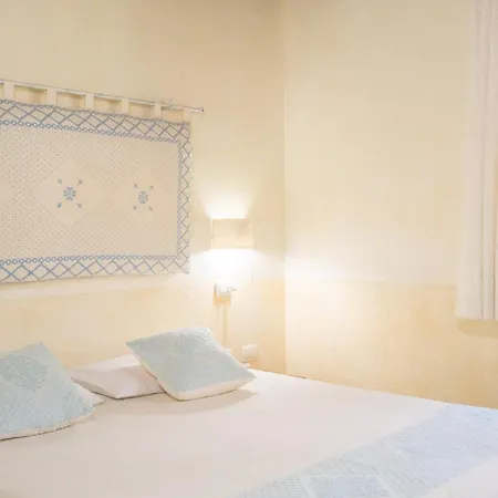 Dimora Lepori * Solanas (Cagliari)